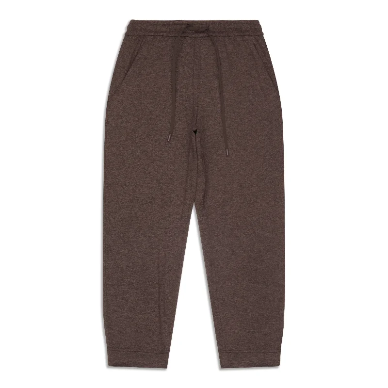 Soft Jersey Classic-Fit Mid-Rise Cropped Jogger - Resale Budget-Friendly Jersey Tee