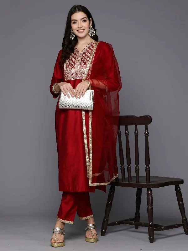 Women's Red Embroidered Straight Kurta Trousers With Dupatta Set - Indo Era Trousers Timeless Classic Women's Red Embroidered Straight Kurta Trousers With Dupatta Set - Indo Era Trousers Timeless Classic