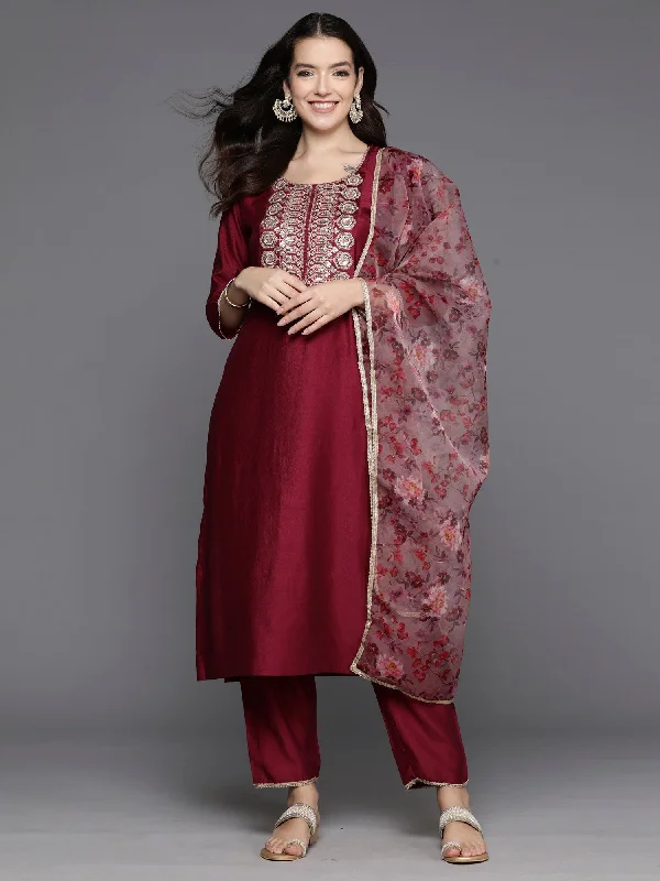 Women's Burgundy Embroidered Straight Kurta Trousers With Dupatta Set - Indo Era Trousers Top Rated Women's Burgundy Embroidered Straight Kurta Trousers With Dupatta Set - Indo Era Trousers Top Rated