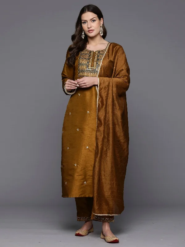 Women's Mustard Embroidered Straight Kurta Trousers With Dupatta Set - Indo Era Trousers Recommended Stylist Women's Mustard Embroidered Straight Kurta Trousers With Dupatta Set - Indo Era Trousers Recommended Stylist