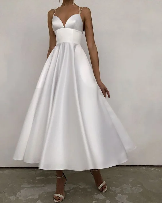 Simple Prom Dresses Deep V Neck Sleeveless Evening Formal Gowns   cg19765